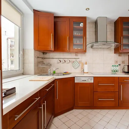 Bemowo Spacious By Bookinghost