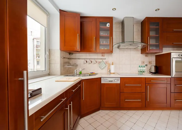 Bemowo Spacious By Bookinghost